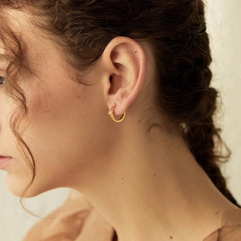 Women's AB Asymmetrical Star Earrings, S925 Silver, Geometric Design, Simple and Versatile