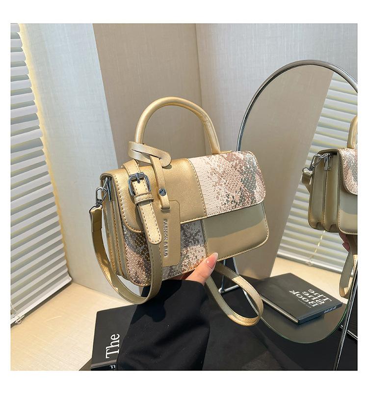 

Нишевая сумка женская новая летняя универсальная на плечо, сумка-мессенджер, лоскутная, портативная маленькая квадратная сумка золотой