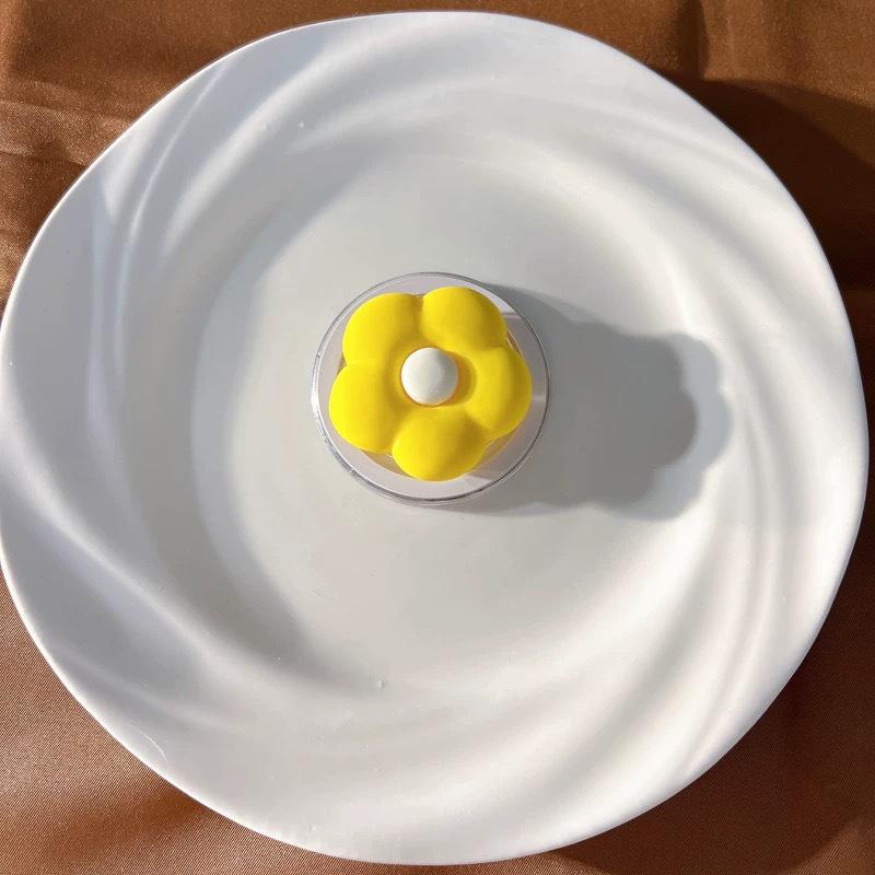 3D Cute Heart Flower Magnetic Phone Holder - Macaron Color Retractable Stand Magnetic