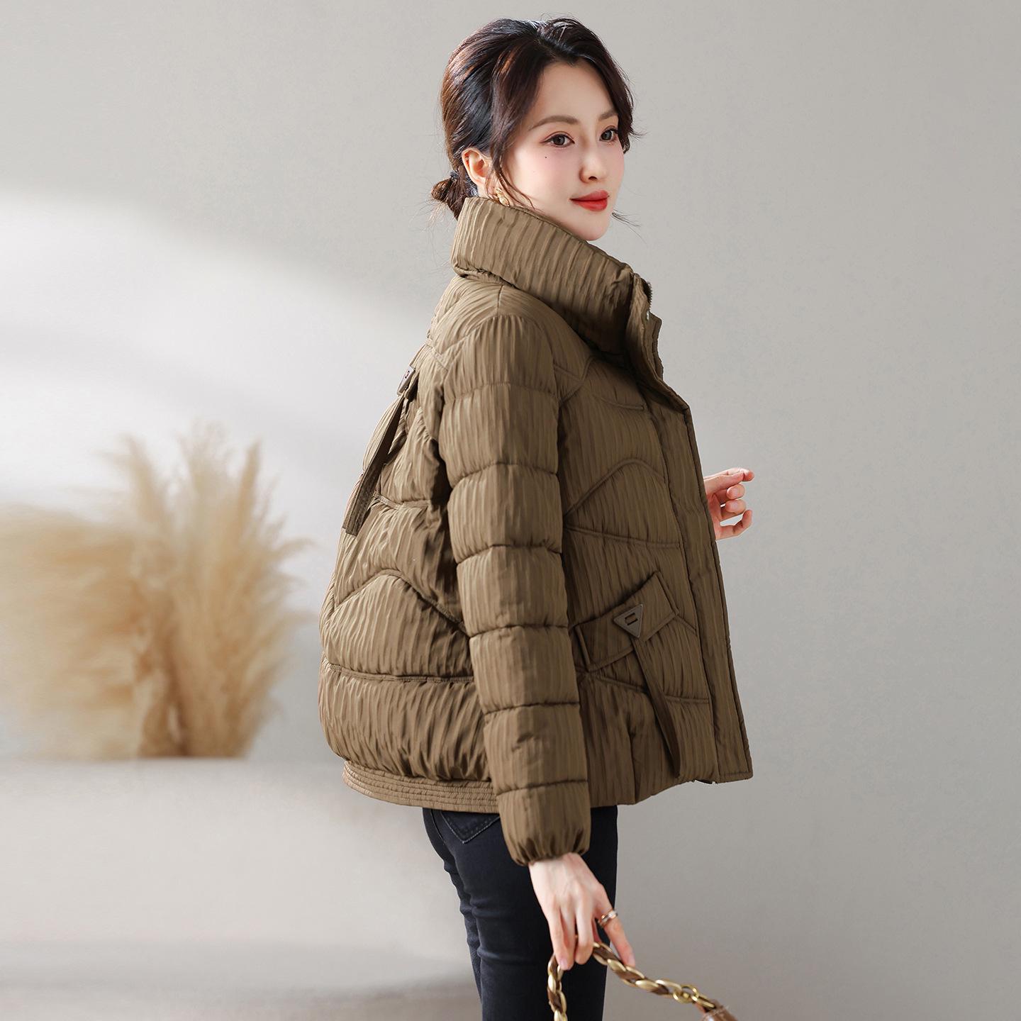 

Женская хлопковая куртка 2025 года в корейском стиле, утолщенная, зимний тренд, универсальная и стройнящая верхняя одежда 3XL (suggested weight 145-160 jin) кофейный