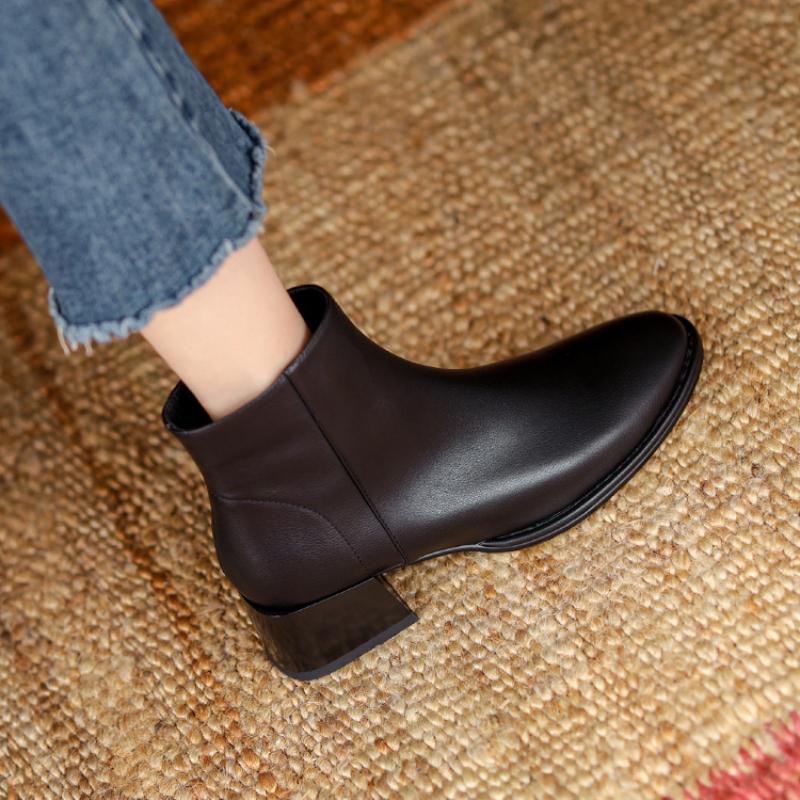 Fashion European and American Short Boots 2024 Autumn Winter New Style Simple Mid Heel Solid Color Comfortable Women's Shoes Platform