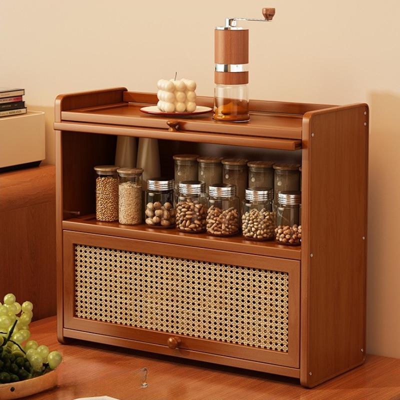 Armário de Armazenamento de Cozinha com Portas Decorativas em Rattan Sintético, Mini Armário de Armazenamento de Bancada de Bambu com Prateleira Organizadora com Porta Basculante, 1 peça