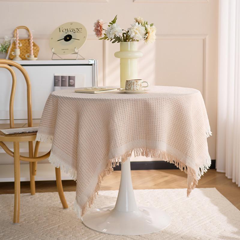 Pastoral White Tassel Tablecloth - French-Inspired Cotton Linen for Coffee and Bedside Tables