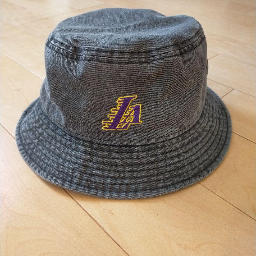 Used New Era Los Angeles Lakers bucket hat