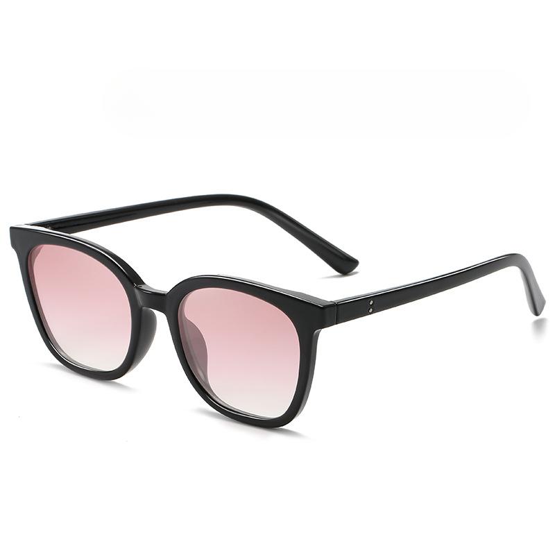 

Новые трендовые солнцезащитные очки TR в коробчатой ​​оправе, модные солнцезащитные очки с нейлоновыми линзами и УФ-защитой