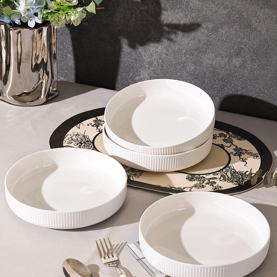 2024 Neues reinweißes Keramik-Geschirrset: Tiefe Teller, bunte Schüsseln und stapelbares Geschirr