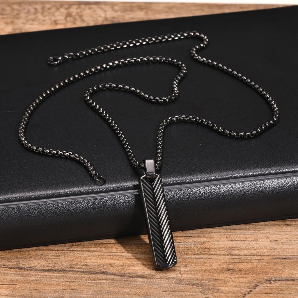 Geometric One-Word Strip Titanium Steel Stainless Steel Batch Flower Square Strip Pendant Necklace Men'S, Quanxi Water Jewelry Pn2071