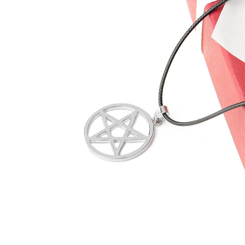 European & American Five-Pointed Star Pendant Necklace for Women