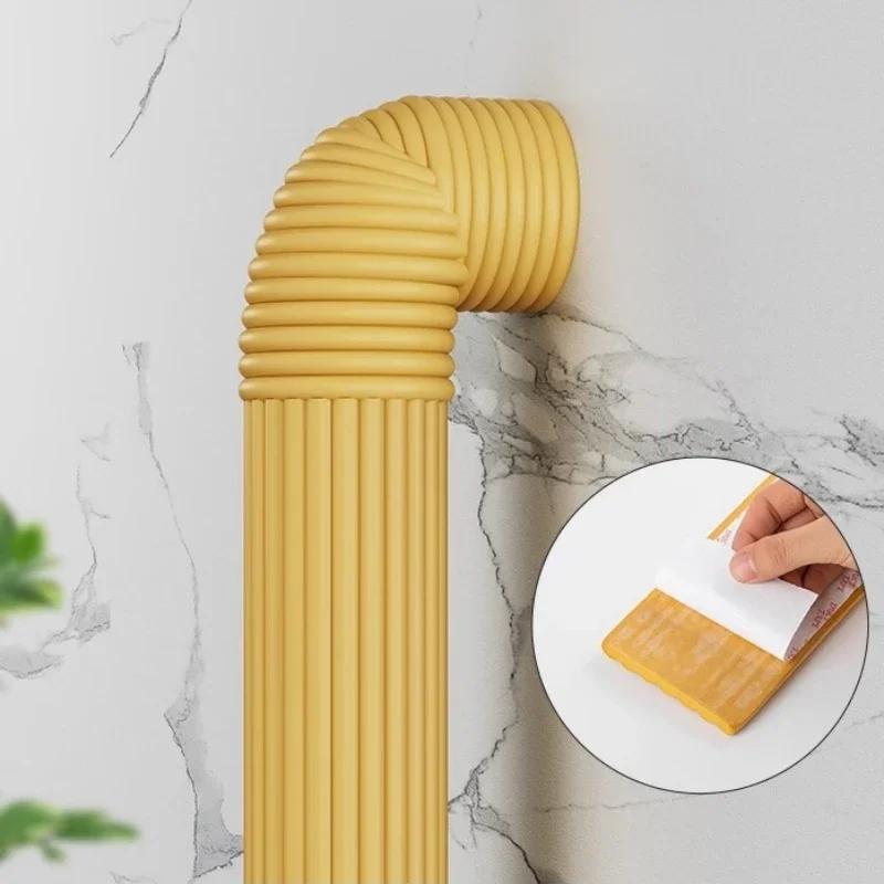 Odporna na ciepło samoprzylepna piankowa otulina rur z bardzo grubą gąbką do ochrony przed zamarzaniem i izolacji rur wodnych zimą