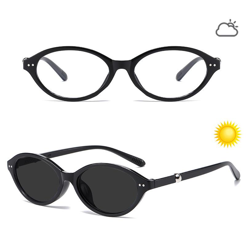 

Oval pearl flat mirror color-changing ultra-light glasses frame advanced sense plain face anti-blue light glasses frame As shown in the picture
