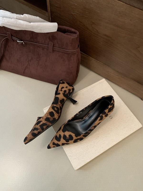 Pointed Retro Sweet Stiletto Light Mouth Single Shoes Fashionable Versatile One-pedal Mary Jane Shoes Temperament Small Leather Shoes