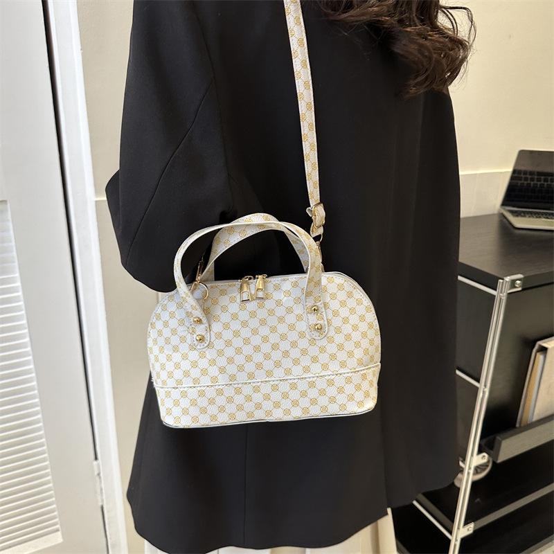 New Summer Retro Texture and Fashionable Solid Color Simple Printed Fashionable Hand-held One-shoulder Crossbody Shell Bag