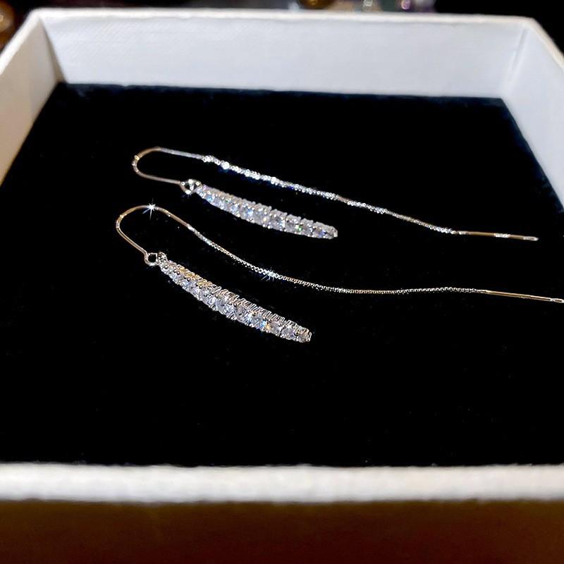 Silver Needle Super Flash Diamond Leaf Fringed Stud Earrings Temperament Earrings Women's Niche Design Earrings Light Luxury High Sense