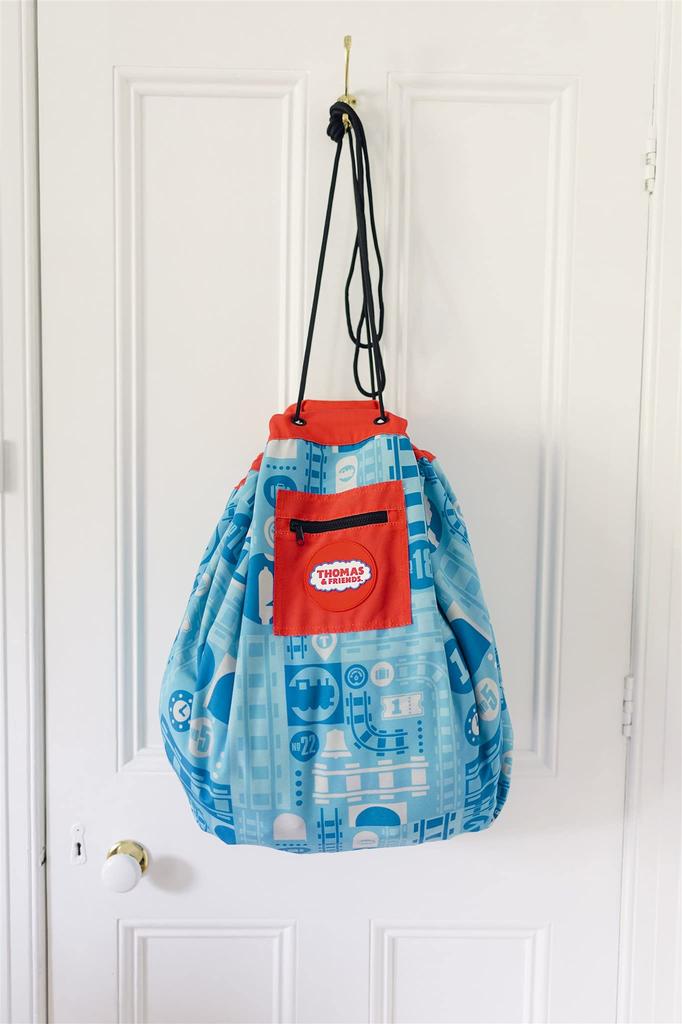 THOMAS FRIENDS Play Pouch The Ultimate Playmat Toy Storage Bag Huge Inner Island of Sodor Play Space Portable Playtime Storage Solution For Ages 3 and