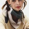 ONSZ diagonal bredrutig sidenscarf