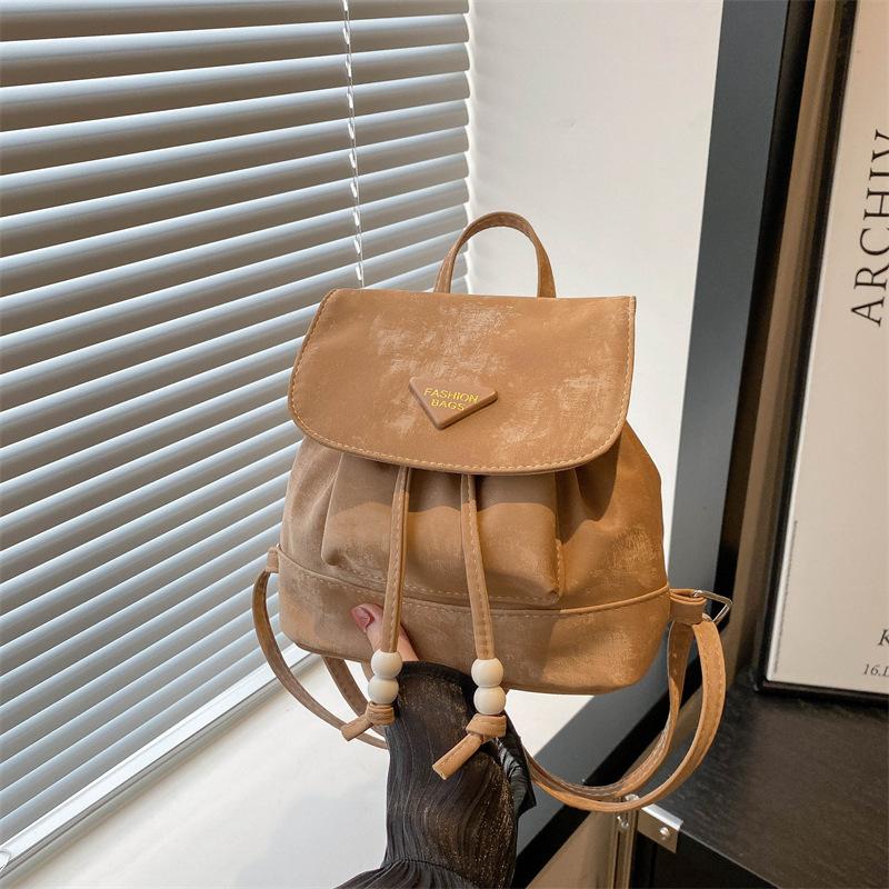 

Backpack Girls 2025 New Fashion Design Niche Mini Small Lightweight White Cute Shopping Backpack