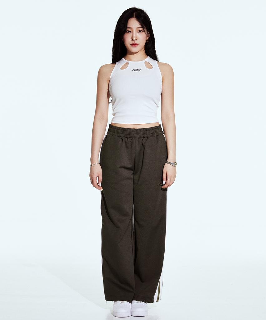BORN TO WIN Cut-Out Tank Top [Ivory]
