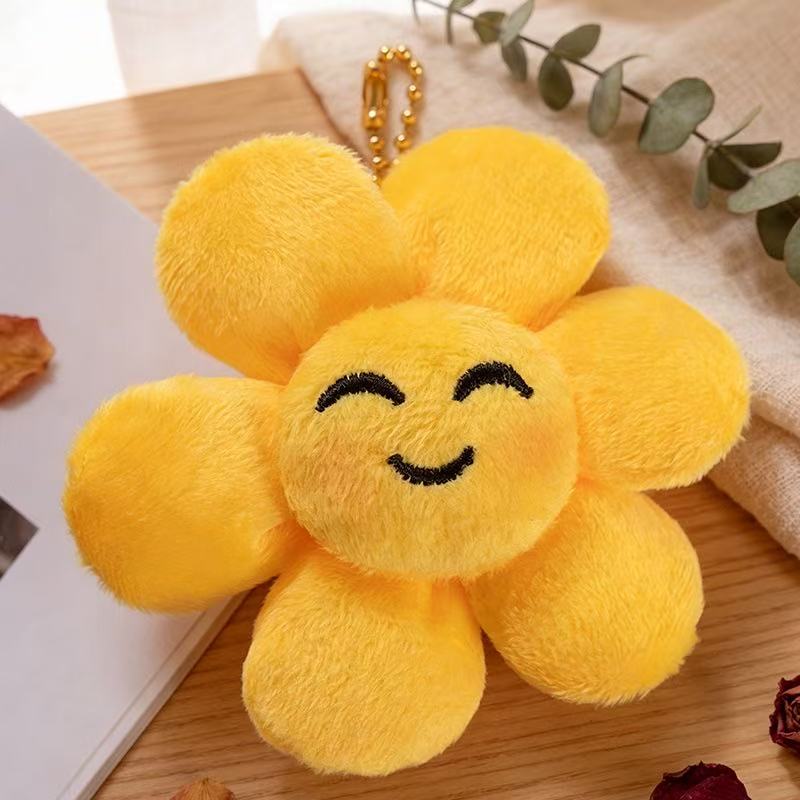 Latest Sunflower Pendant Kawaii Stuffed Plush Toy Handmade Doll Cartoon Anime Fun, Warm, Cute Birthday Gift Doll