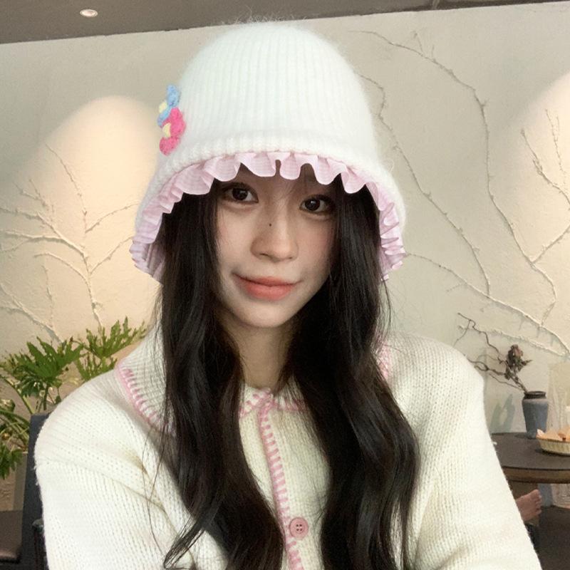 Sweet flower plush bucket hat women's autumn and winter warm versatile knitted hat showing face small wool hat tide