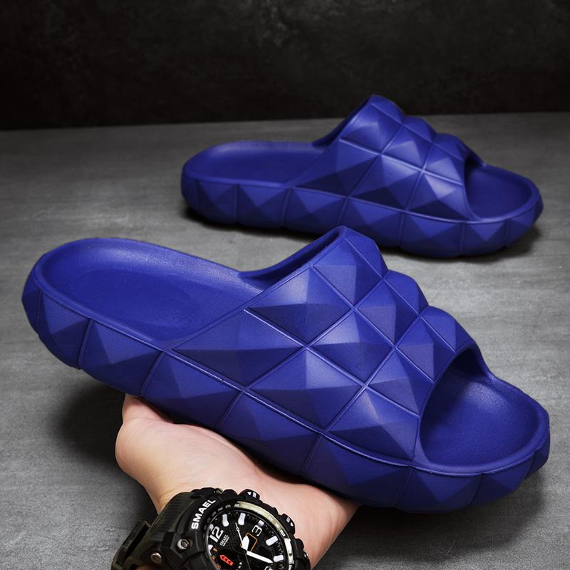 New 2024 Men's Summer Slippers Anti-slip Thicken EVA Soft Slipper Outdoor Beach Men Slip-on Flats Shoes Size 45 Zapatos