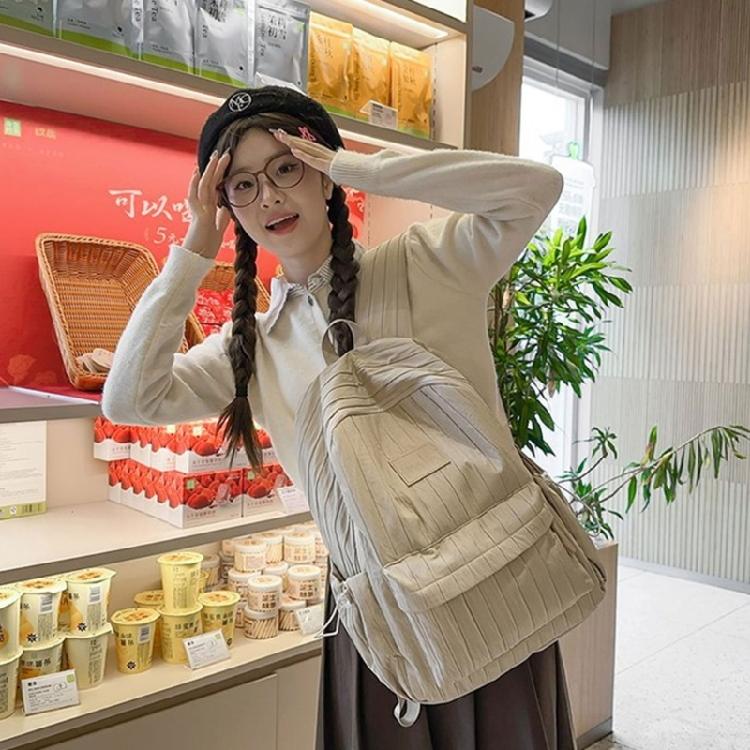 Aesthetic Backpack for Girl Lightweight Backpack Large Capacity Casual Daypacks Travel Rucksack Bag Student School Bag