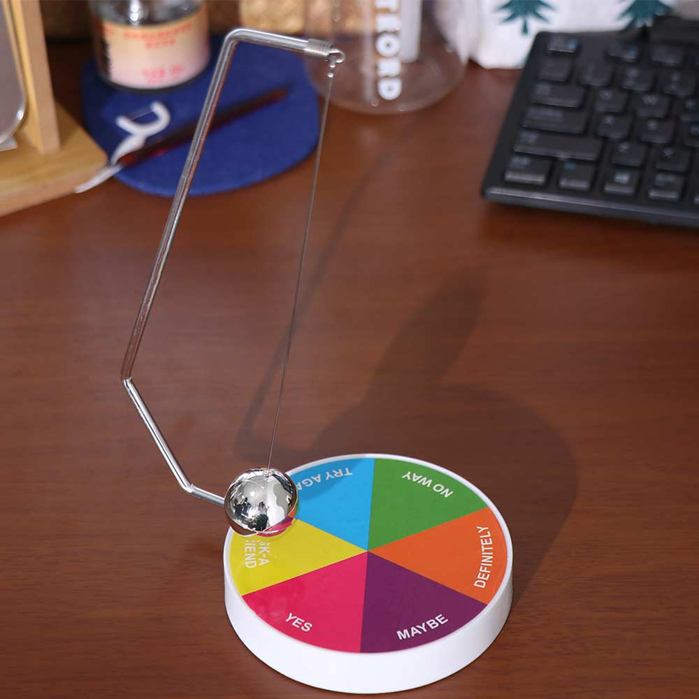 Selezionatore a Pendolo Magnetico Decision Maker Decorazione Regalo Arredamento Casa Pallina Fortuna per Decisioni Pallina Oscillante Giocattolo Dinamico da Scrivania