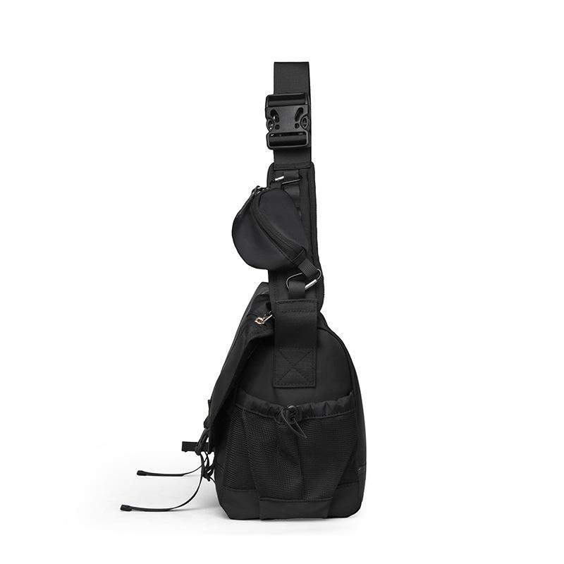 Herren Umhängetasche Sportliche Satteltasche Große Kapazität Messenger Bag Pendler Rucksack