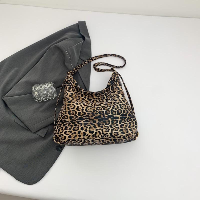 

Ретро сумка через плечо ins с леопардовым принтом, ленивый стиль, модная новая большая вместительная сумка-тоут, универсальная сумка-мессенджер для женщин