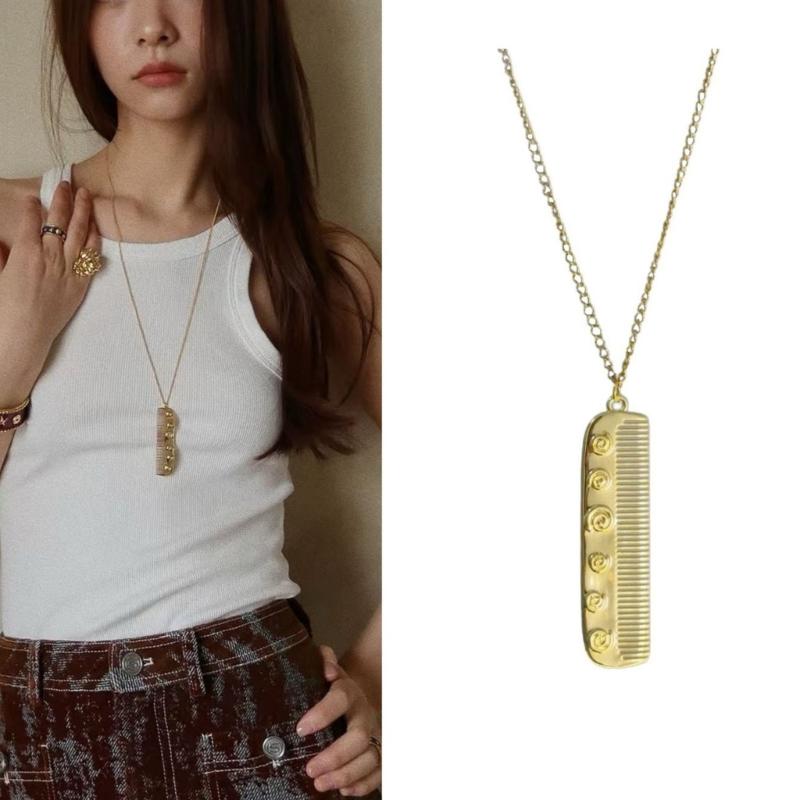 Fashionable Comb Pendant Necklace Sturdy Styling Charm Jewelry Accessory for Trendy Hairstyles Casual Decoration