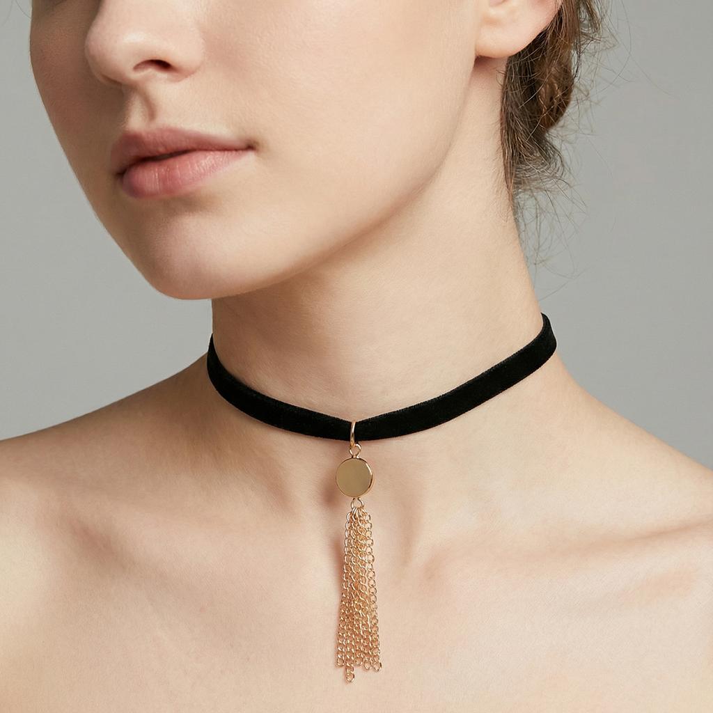 Choker Fringed Neck Chain Velvet Sequined Short Pendant Necklace Disc Clavicle Versatile