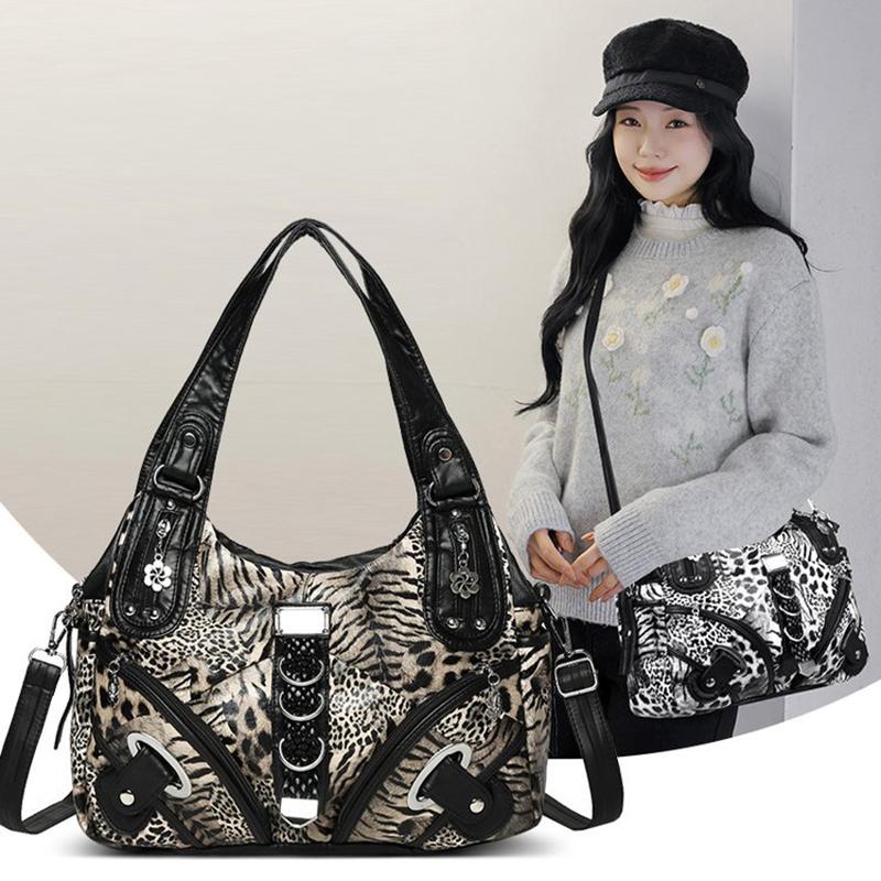 European American Women's Shoulder Bag Stylish Studded Leopard Motorcycle Bag Y2k Cool Underarm Bag Zipper Multi-pocket Handbag