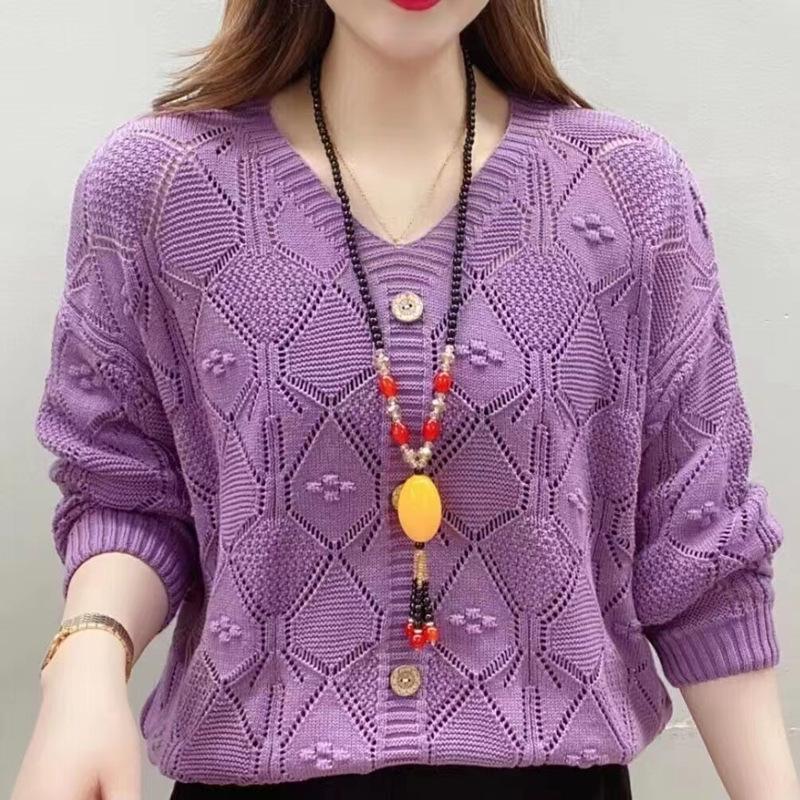 Spring and Autumn Casual Hollow Out Long Sleeved Sweater for Women V-neck Loose Solid Color Sweater for Women