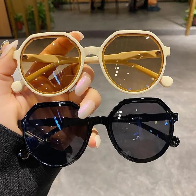Fashion Sunglasses Women Vintage Travel Sun Glasses Female Eyewear Anti-Glare Driving Sun Glasses Gafas De Sol Hombre