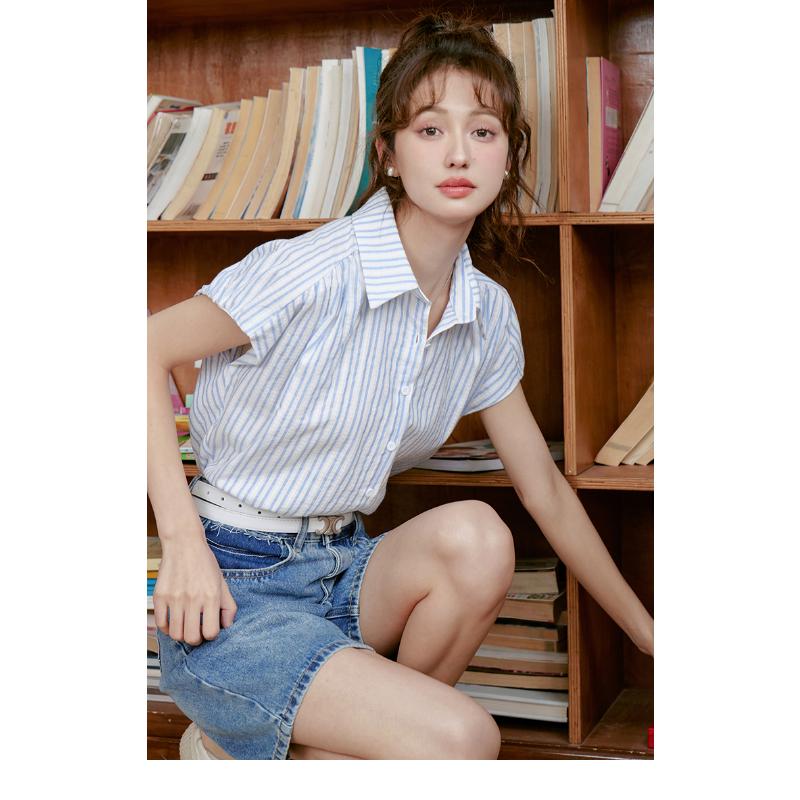 Mishow Women's Shirt 2023 Summer New Blue Stripe Commuter Elegant Bat Sleeves French Style Loose Clothing Tops MXC39C0078