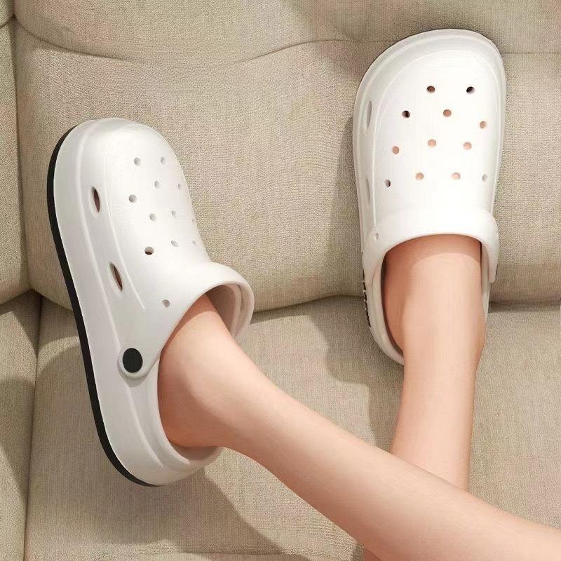 Ladies' Thick Soled Breathable Summer Sandals, Suitable for Walking, Walking Dogs, and Home Use, Lightweight and Shock-absorbing Casual Beach Shoes