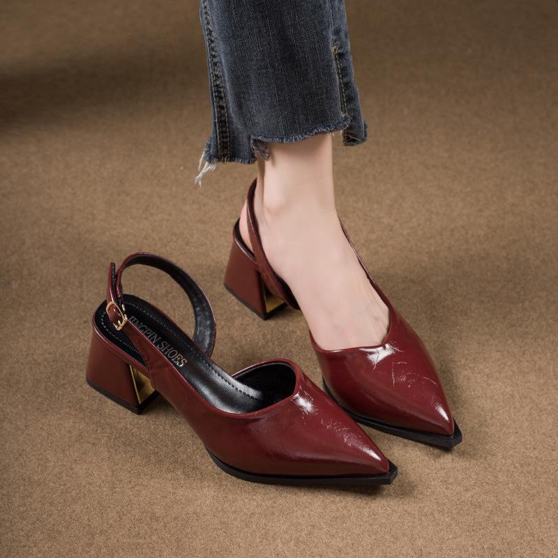 French High-end Bag Head Sandals Women's 2025 Spring and Summer New Temperament Thick Heel Pointed Back Strap Sandals