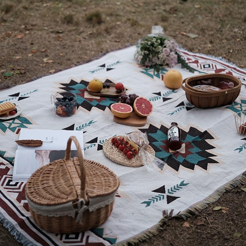Beach Picnics Mat Outdoor Campings Tassels Blanket Ethnic Bohemian Striped Blanket for Sofa Travel Rugs Christmas Gift