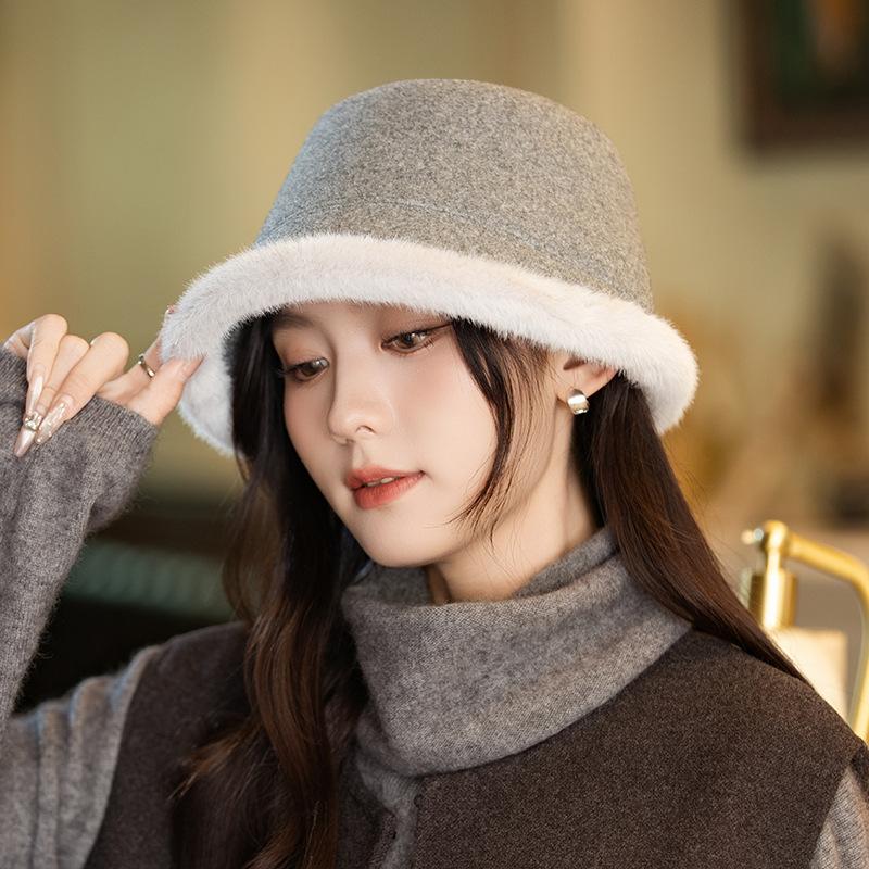 Simple Plush Thickened Fisherman Hat for Women In Autumn and Winter Casual Versatile Plush Hat Showing Face Small Windproof and Warm Basin Hat