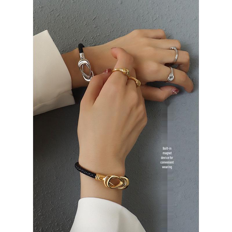 European-American Style Magnetic Oval Buckle Bracelet: PU Rope, Titanium Steel, 18k Gold, Handcrafted Jewelry Bangle Z218.