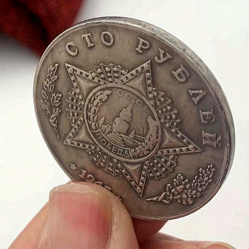 World War II Tank Commemorative Badge CCCP T-34-85 Tank Metal Badge Craft Coin Ornament Gift Commemorative Medal Copy