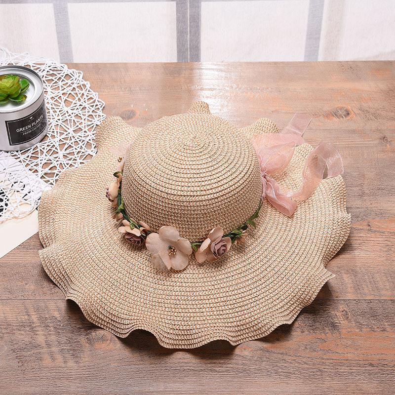 Summer Straw Hat With Flower Petals For Women Sun Protection And Breathability