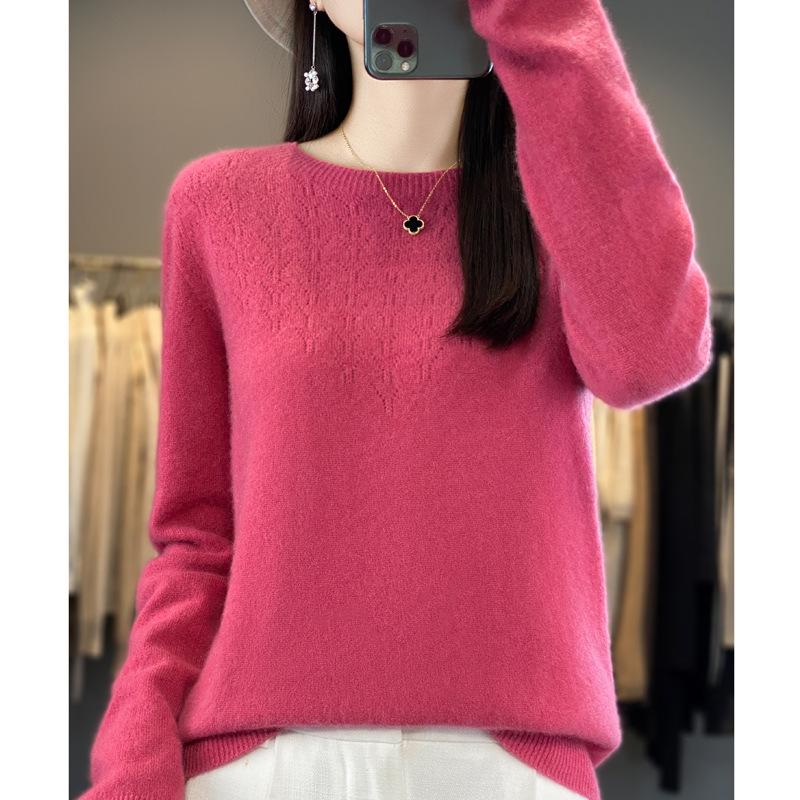First-line Ready-to-wear Hollow Round-neck Cardigan for Women's Autumn and Winter Fashion Versatile Cashmere Base Shirt Top