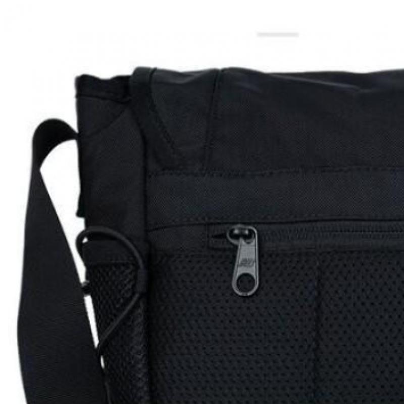 New Balance Bulky Massenger Bag Nbgcdss203