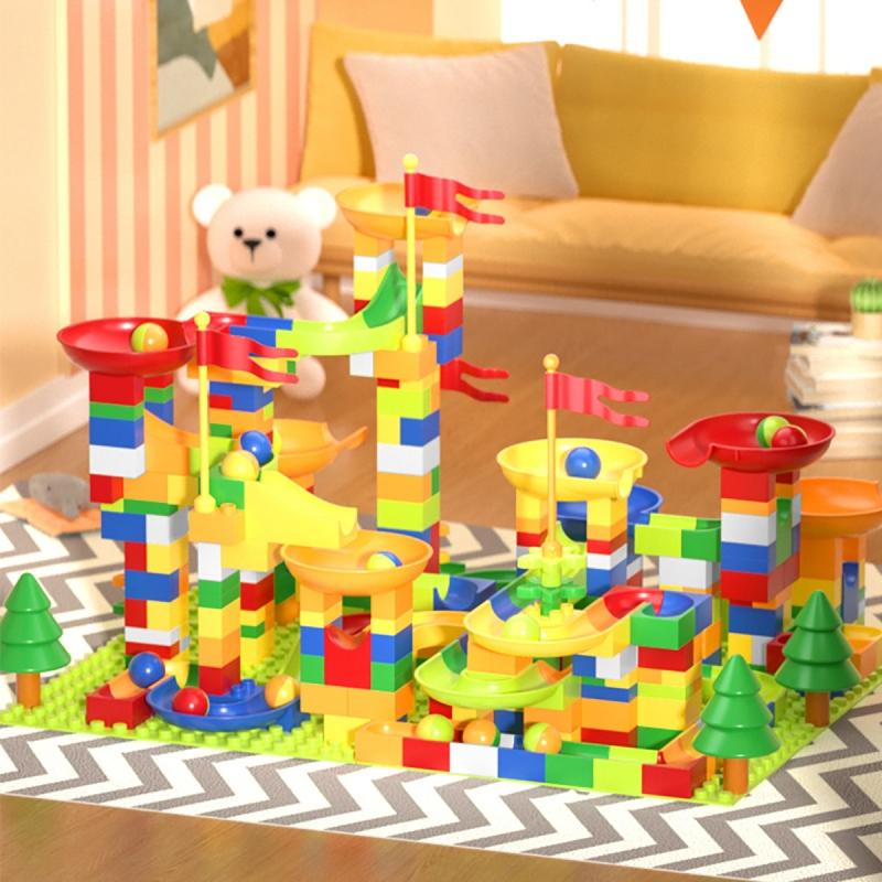 Non-Toxic 300Pcs Marble Race Run Block Compatible Duploed Building Blocks Plastic Funnel Slide Diy Assembly Bricks Base Plates
