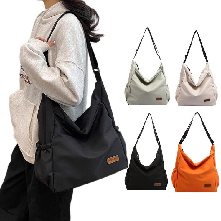 Spacious Nylon Shoulder Bag Comfortable & Stylish Messenger Bag Chic for Women