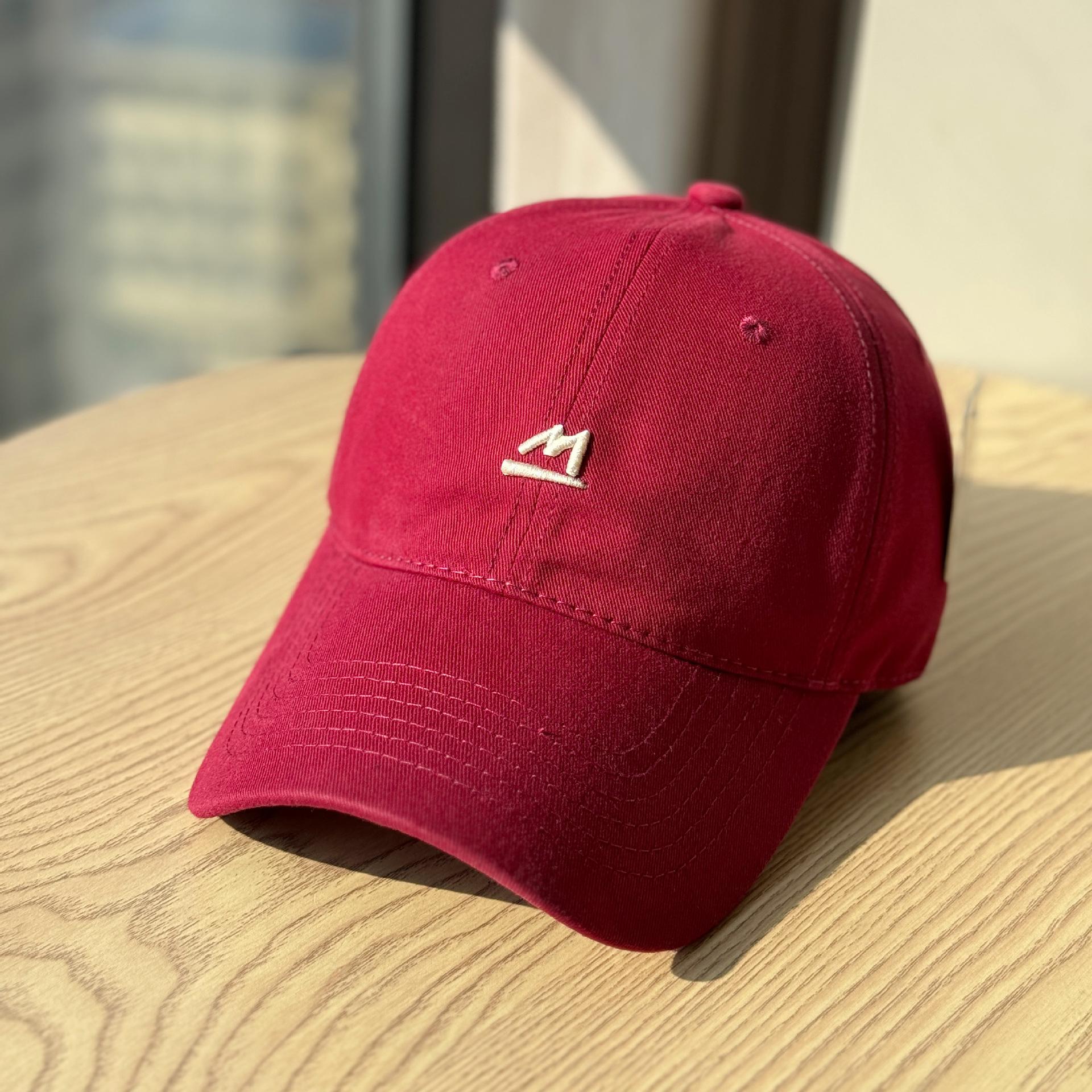 

Korean-style small letter embroidered soft-top baseball cap for women, fashionable and casual, versatile for travel, simple and trendy hat Adult54-60Adjustable вина червоного кольору