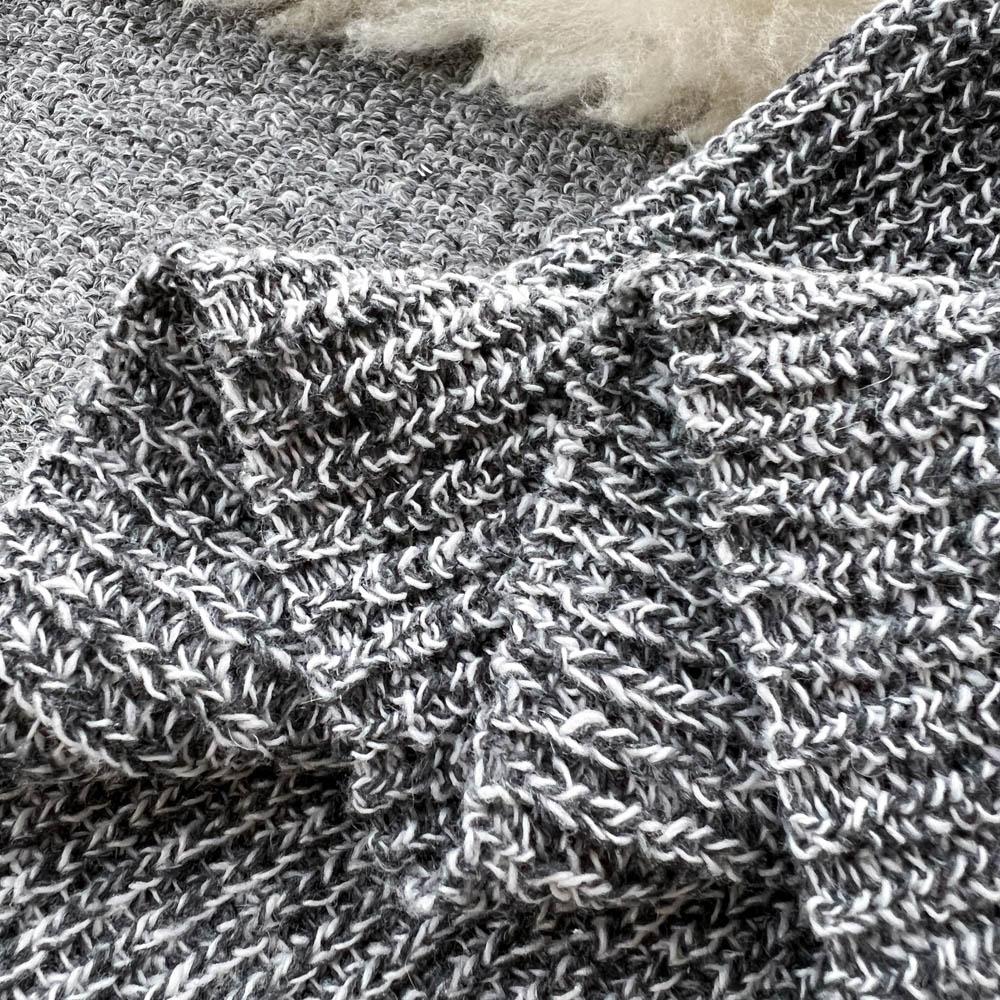 Autumn And Winter Loose V-Neck Knitted Sweater Vintage Pullover Sweater + Mid-Length Half-Body Skirt Two-Piece Set