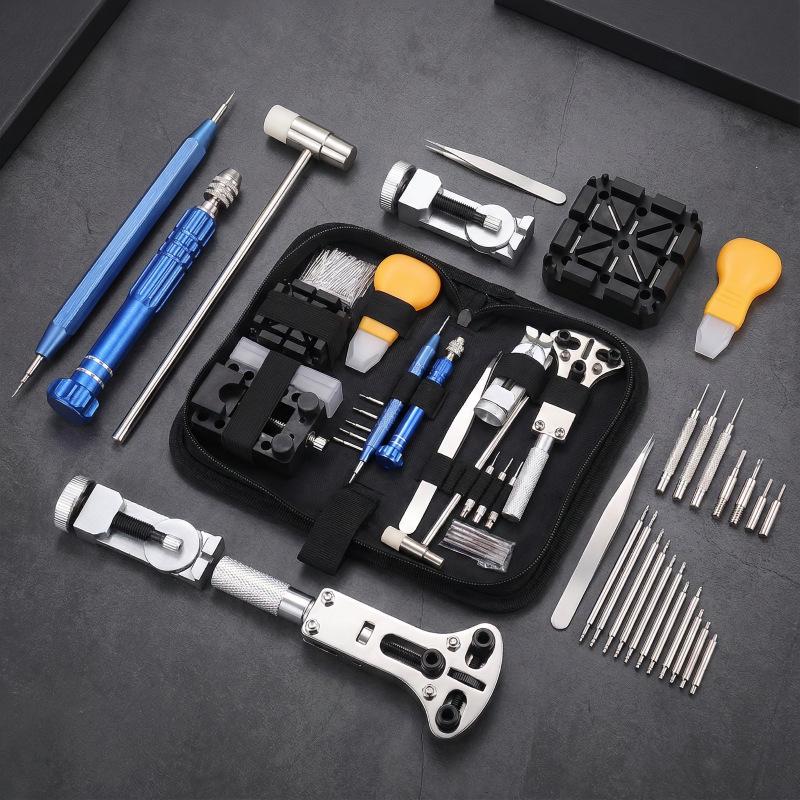 147-Piece Watch Repair Tool Kit for Disassembly and Battery Replacement