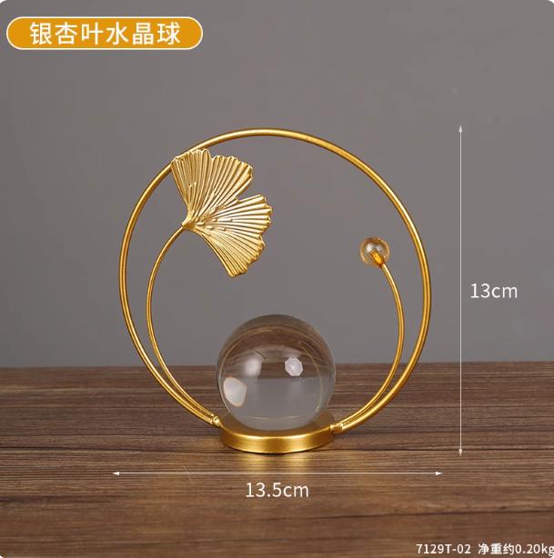

Geometric Metal Figurines, Crystal Ball Model Decorative Crafts, Living Room Desktop Ornaments, Home Decoration Accessories
