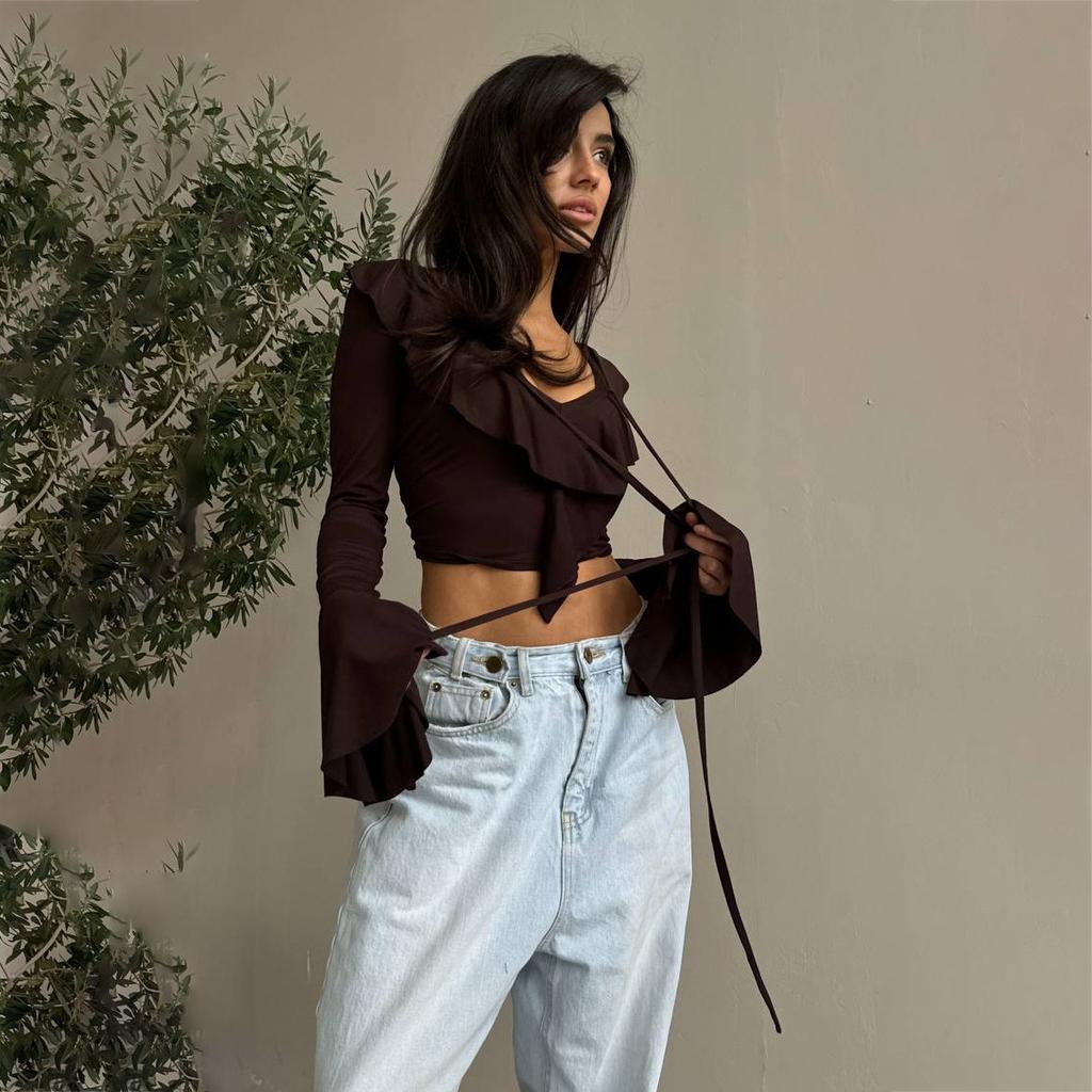 2025 Autumn New Collection, Solid Color, Ruffle Edge, Knitted Shirt, Women's Wear, Short Style, Sexy and Spicy Girl, Fashionable V-neck Top